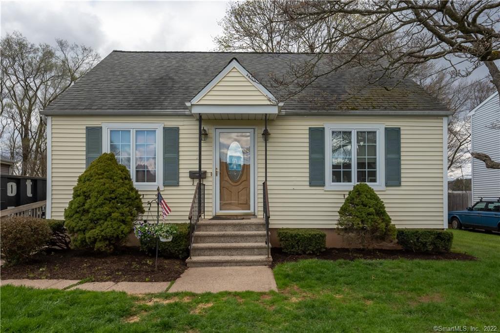 Charming single-family home exterior for sale at 16 Tauton Street in Southington, CT.